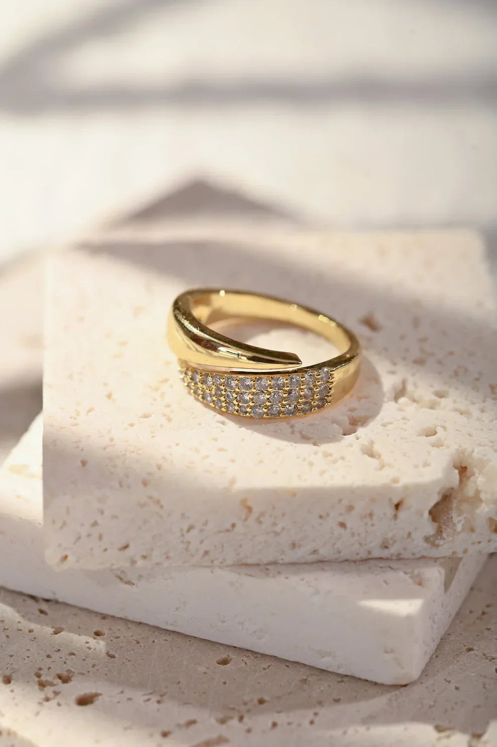 Elegance Haven Ring | Sostieni la Lotta contro il Tumore al Seno