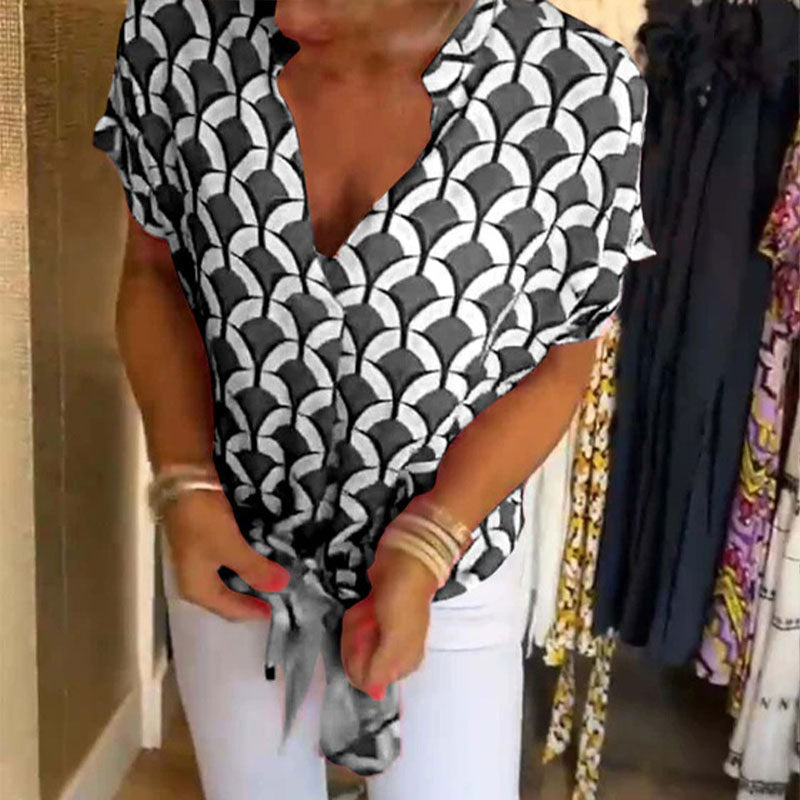 Estelle – Top casual stampato con scollo a V